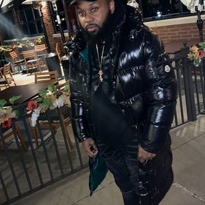 Meet your Posher, Kevin